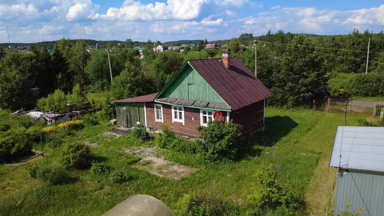 Отличное тихое место рядом с прудом
